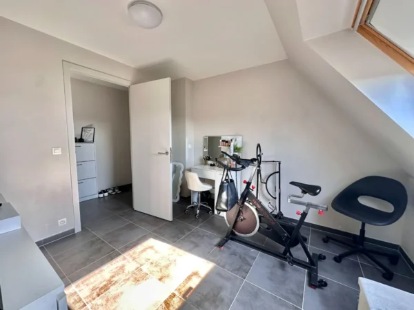 Appartement moderne avec terrasse privée – 2 chambres – Paris 15e 1 750 € – Image 13