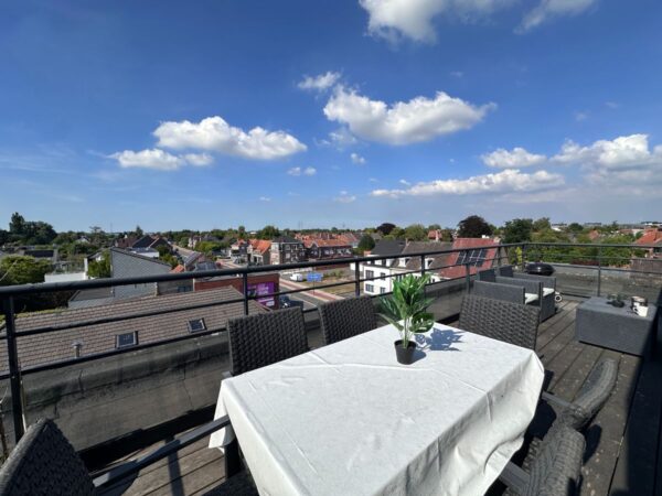 Appartement moderne avec terrasse privée – 2 chambres – Paris 15e 1 750 € – Image 6